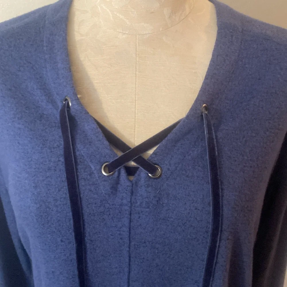 Rails Leigh Malange Navy Lace-Up Knit Top Sz S